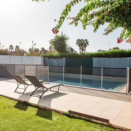Guestready - Amazing Beachfront Dwelling サグント