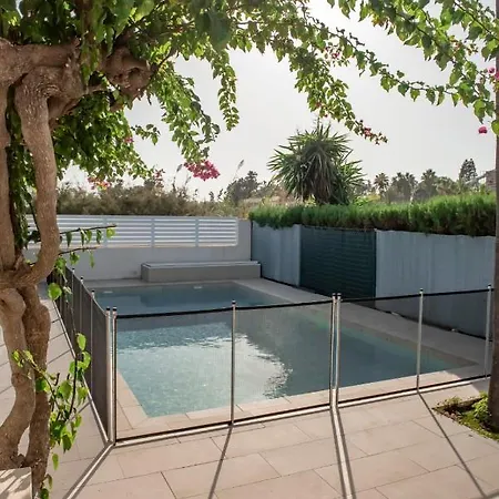 シャレー Guestready - Amazing Beachfront Dwelling *