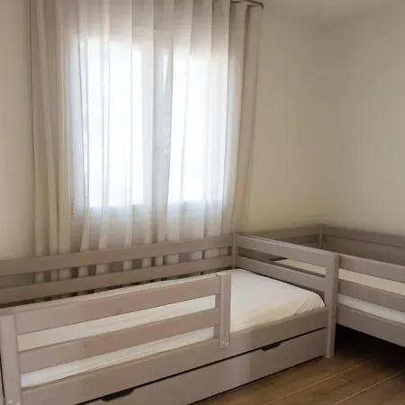 シャレー Guestready - Amazing Beachfront Dwelling *